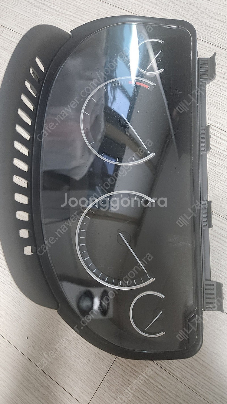 BMW F10 순정 계기판 판매.--0