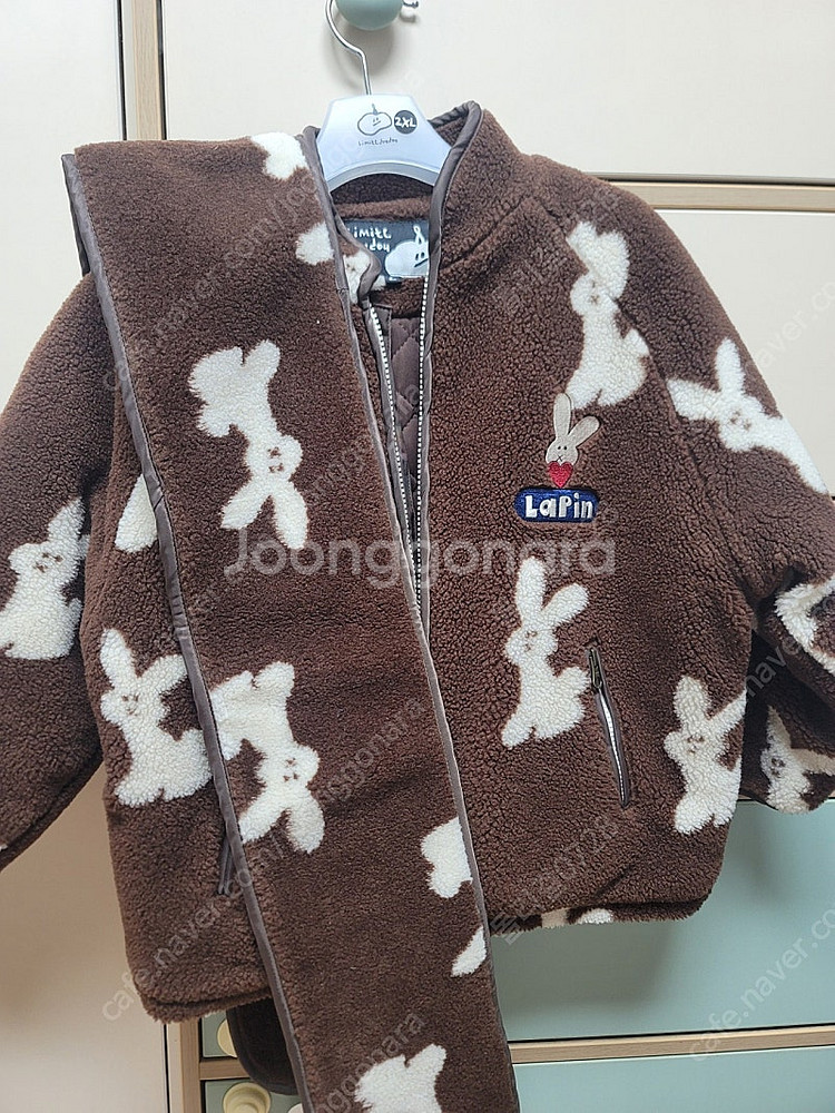 리미떼두두 초코색 래빗퍼점퍼 머플러 세트--0