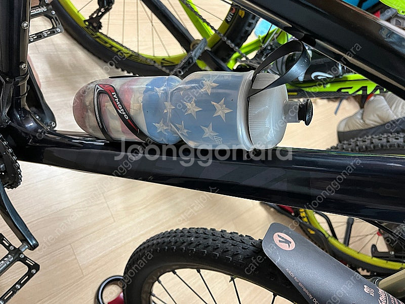 산타크루즈 브론슨 외--7