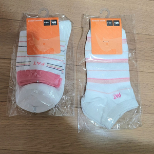 미개봉 새상품 PAT 여성 중목단목양말 2개일괄가격