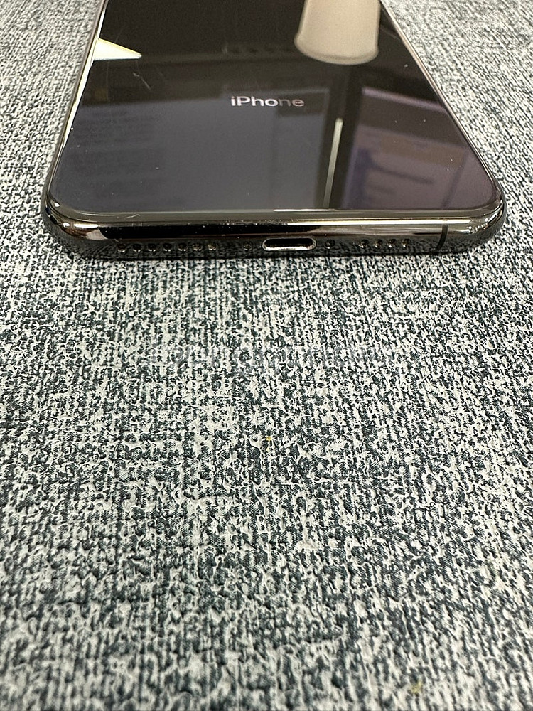 (A급)아이폰XS MAX 256G 블랙 깨끗한 단말기 30만원 판매해요--7