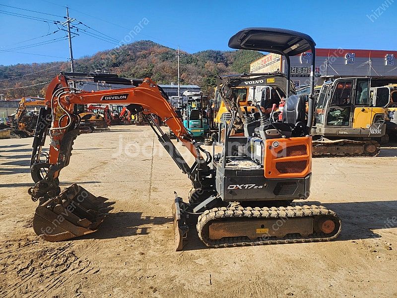 중고굴삭기 신차급 두산 DX17 23년식 127시간 가...--0