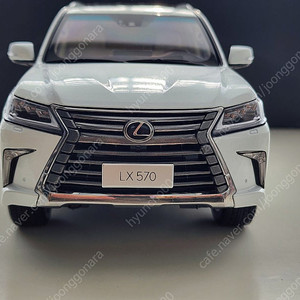 1:18 교쇼, LCD 렉서스 LX570 SUV 화이트 다이캐스트 판매(하자 무, 박스 유)