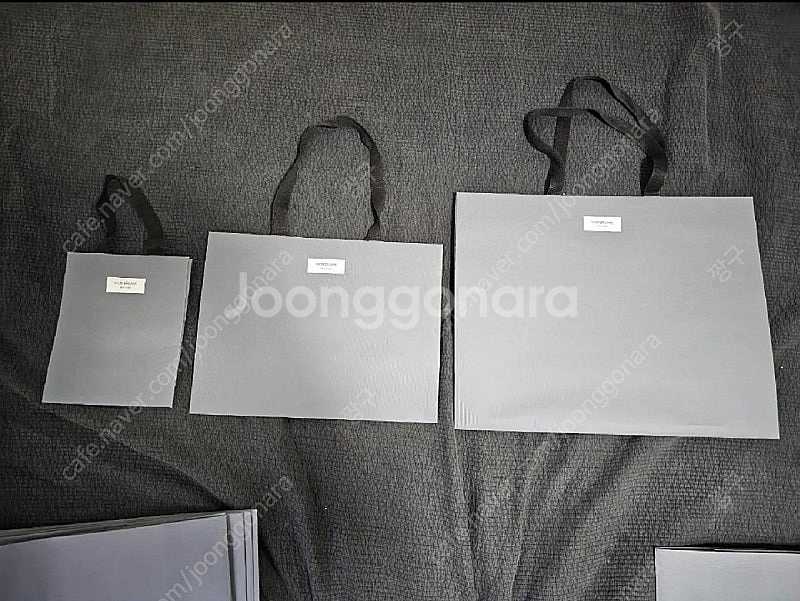 톰브라운 쇼핑백 포장박스 판매합니다.--0