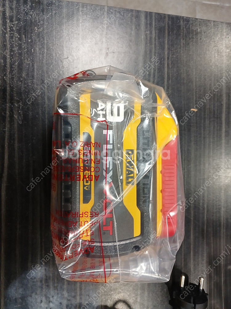 디월트 플렉시볼트 배터리 9a--0