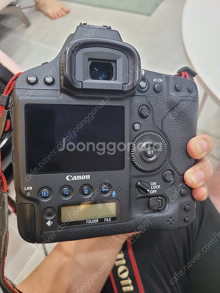 깨끗한 1dx mark2(왕덱스2)와 시그마 아트 단렌즈들(캐논마운트) 팝니다.--4