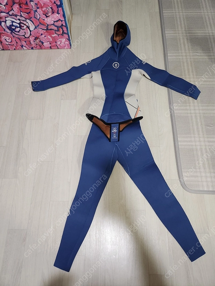 배럴다이버슈트 이미지