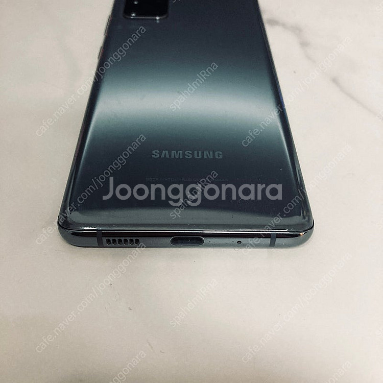 갤럭시 S20플러스 그레이 256기가 11만원 판매합니...--2