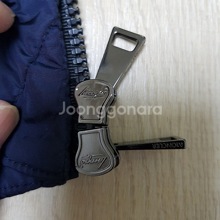 [44]정품 몽클레어 여성 롱패딩 버버리 트렌치코트--5