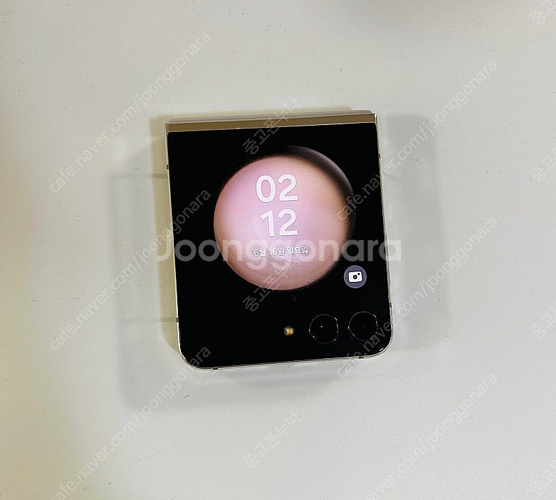 새폰급) 갤럭시 제트플립5 512GB 화이트 중고폰공기...--0