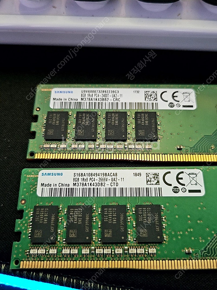 삼성 PC4 2400T 8GB 2개팝니다.--0