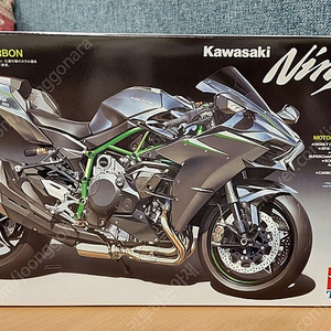 타미야 1/12 Kawasaki Ninja H2 Carbon 팝니다.