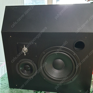 JBL 8330 스피커