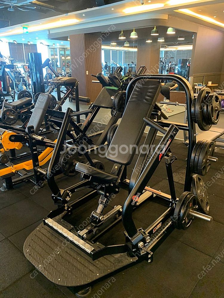 뉴텍 헬스기구 중고 판매 실 사용기간 1년--5