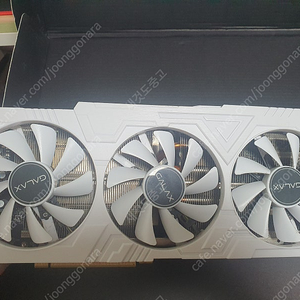 갤럭시 rtx2080super 3팬 화이트 모델 팔아요