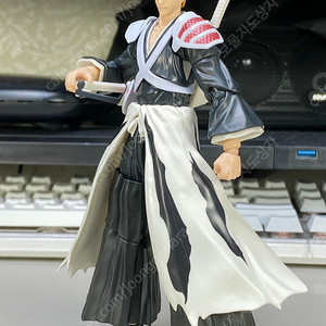 SHF 쿠로사기 이치고 이도참월 판매 합니다.