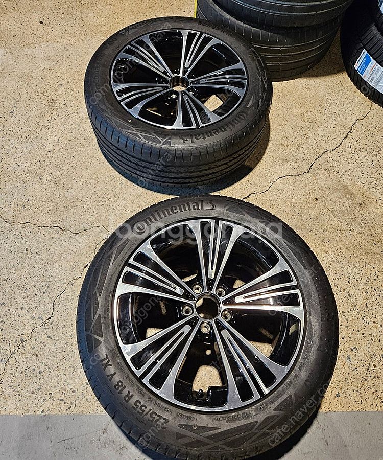 W214 E200 18인치 휠, 타이어 한대분(사진참고...--1