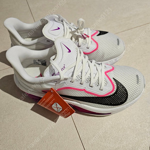 (W)Nike Zoom Fly 6 White Vivid Grape 240