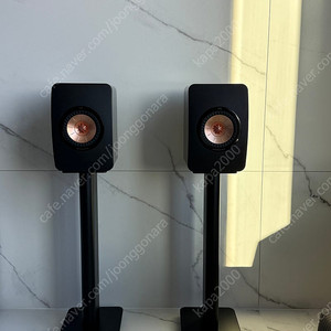 KEF LS50 및 전용스탠드