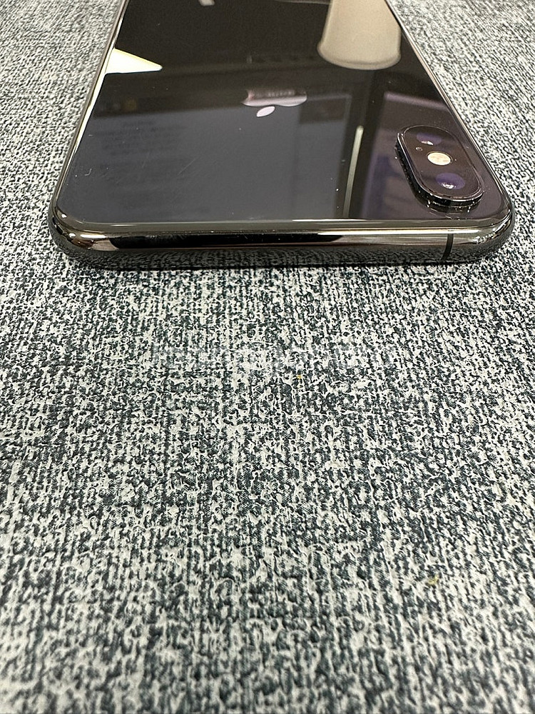 (A급)아이폰XS MAX 256G 블랙 깨끗한 단말기 30만원 판매해요--5