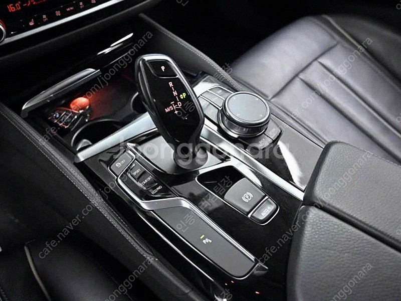 BMW 5시리즈 (G30) 520d 럭셔리 스페셜 에디...--8