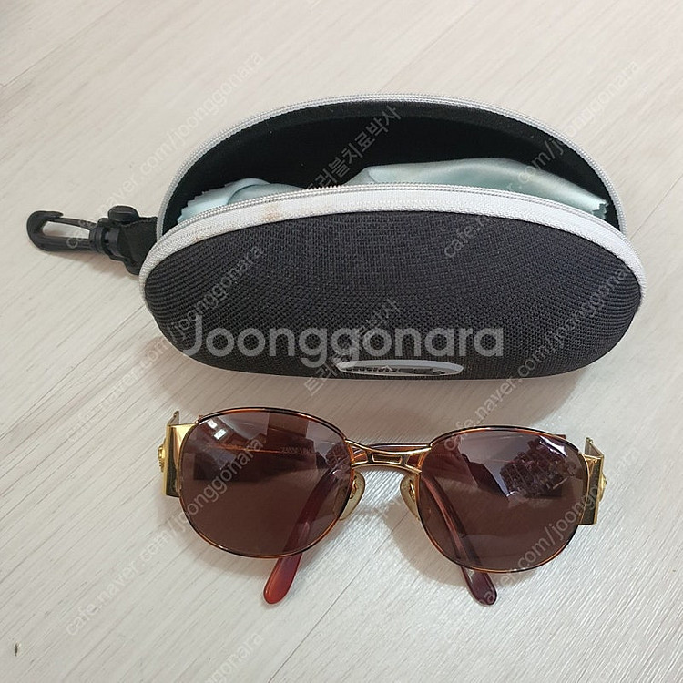 정품 지아니 베르사체 선글라스 mod.s67--0