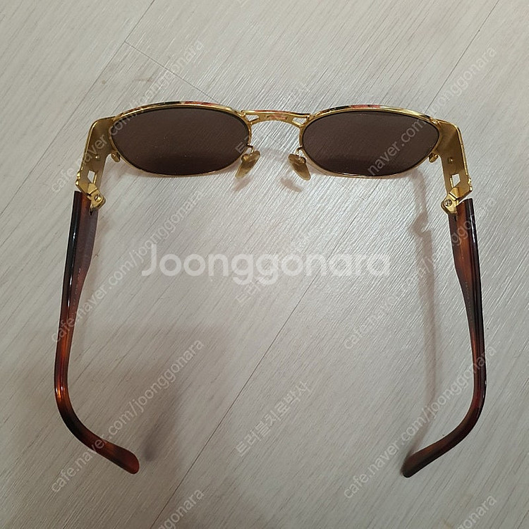 정품 지아니 베르사체 선글라스 mod.s67--9