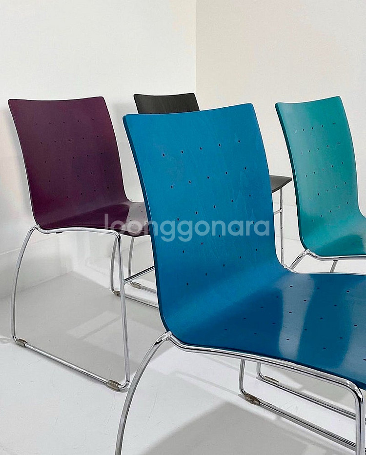 네덜란드 빈티지 의자 Kembo Dotted Wood ...--1
