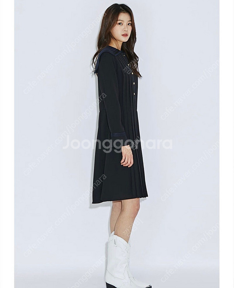 럭키슈에뜨 세일러 플리츠 원피스--4