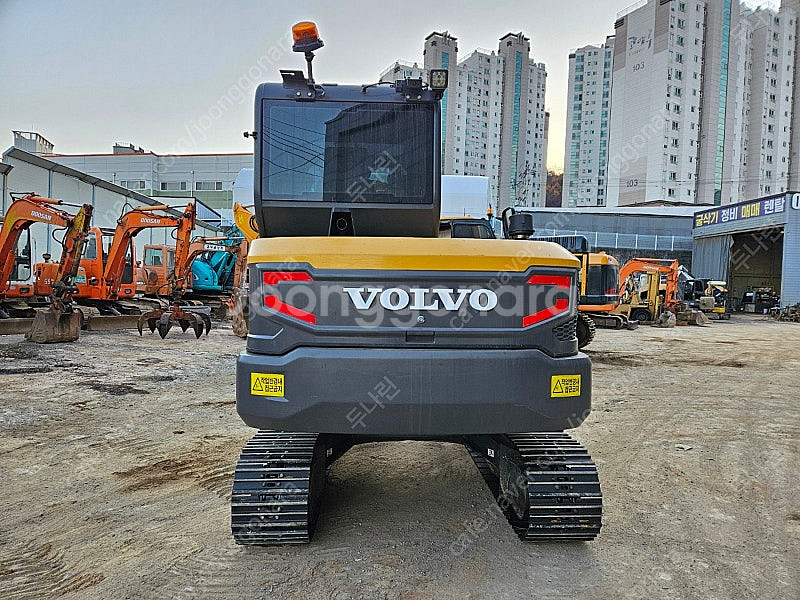 볼보 EC60E PRO 2021년식 회전라인 트랙신품교체 02 중고굴삭기--3