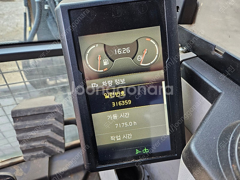 볼보 EC60E PRO 2021년식 회전라인 트랙신품교체 02 중고굴삭기--8