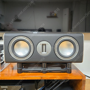 모니터오디오 센터스피커 PLC150 팝니다.