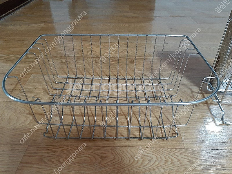 식기건조대 칼집 등 여러가지 있습니다 필요하신 분들은 편하게 보세요 세트 15000원 직거래 가능해요--3