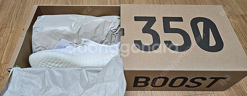 이지부스트 350 V2 BONE 265mm 팝니다.--0