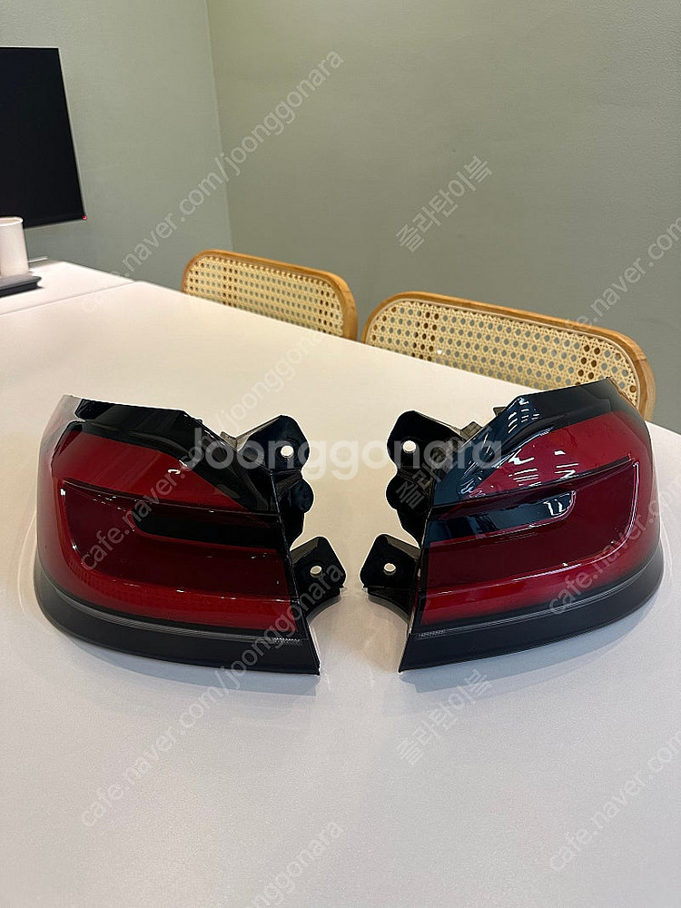 G30 5시리즈 후기형 LCI 테일램프 후미등 2개 (...--0