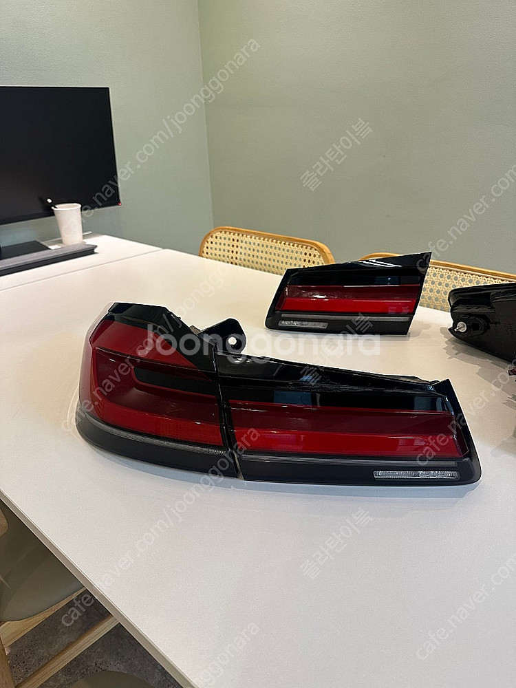 G30 5시리즈 후기형 LCI 테일램프 후미등 2개 (...--2