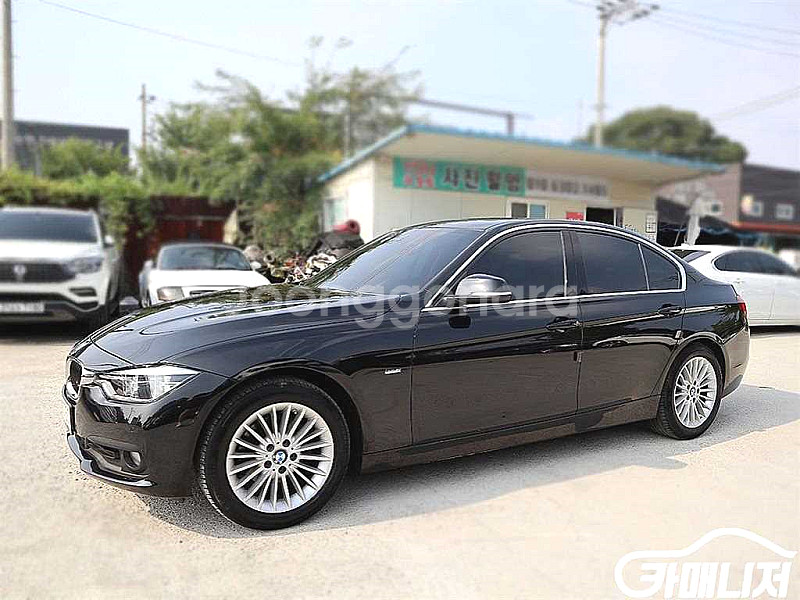 3시리즈 (F30) 320i 럭셔리 2018 년 중고시...--0