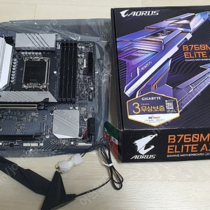 기가바이트 b760m aorus elite ax wifi 팝니다