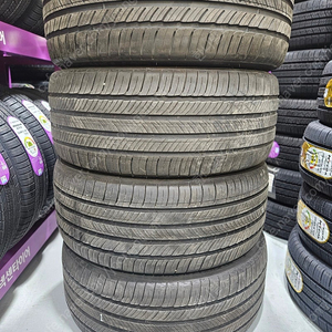 미쉐린 타이어 265/40 R22 팝니다.