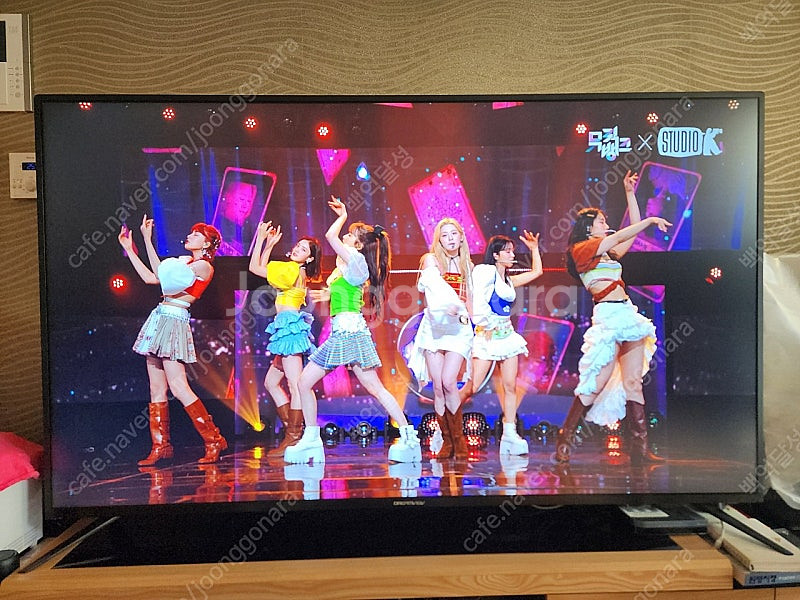 드림뷰 75인치 ips 논글레어 스마트 4k 티비--1