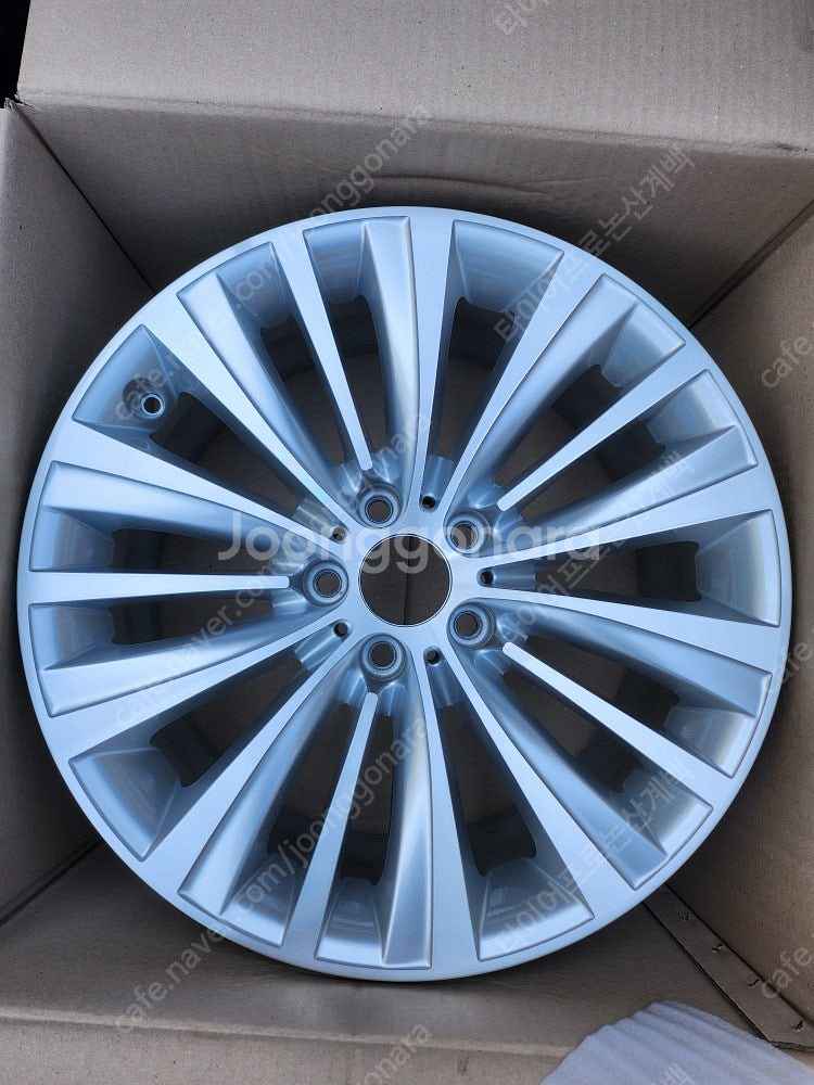 [판매] BMW 5GT 순정 19인치 임판급 휠 한대분...--1