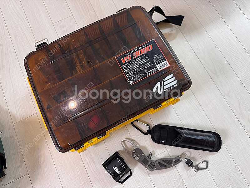 버서스 vs3080 2단 태클박스 루어용품 다수포함 일...--0