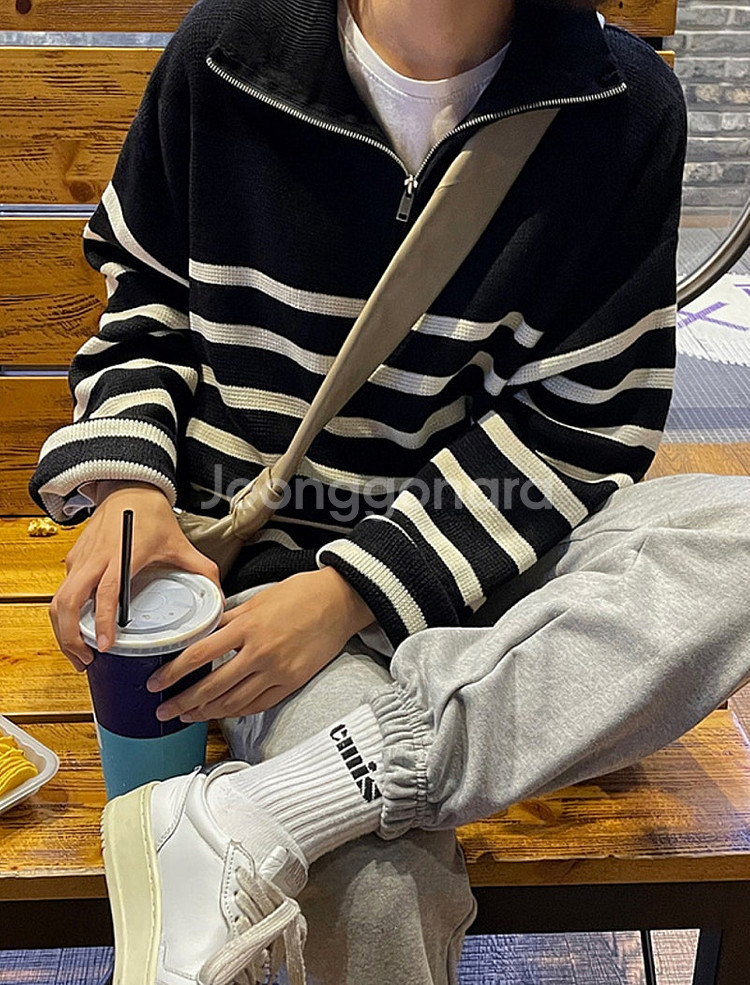 라이크유 반집업니트 블랙/ 아이보리--0