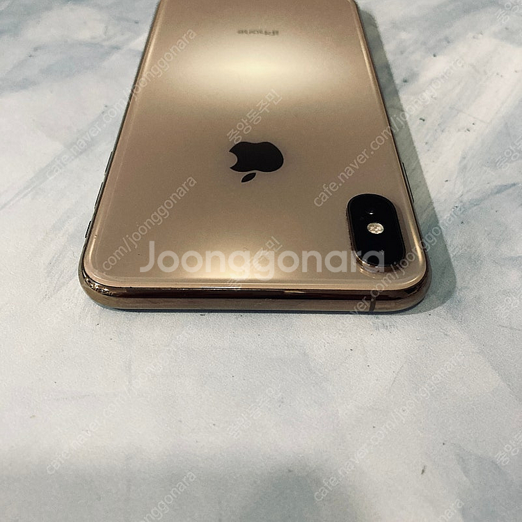 아이폰XS MAX 골드 256용량 매우깨끗 27만원 판매합니다!--3