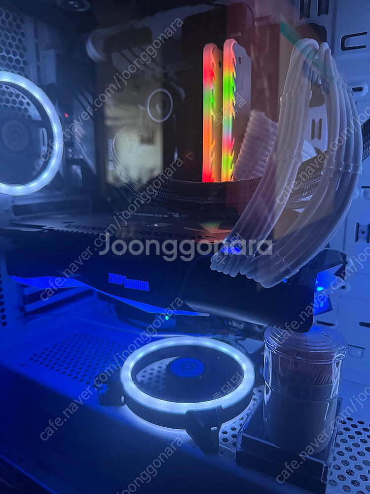 조텍 2080ti 판매합니다.--0