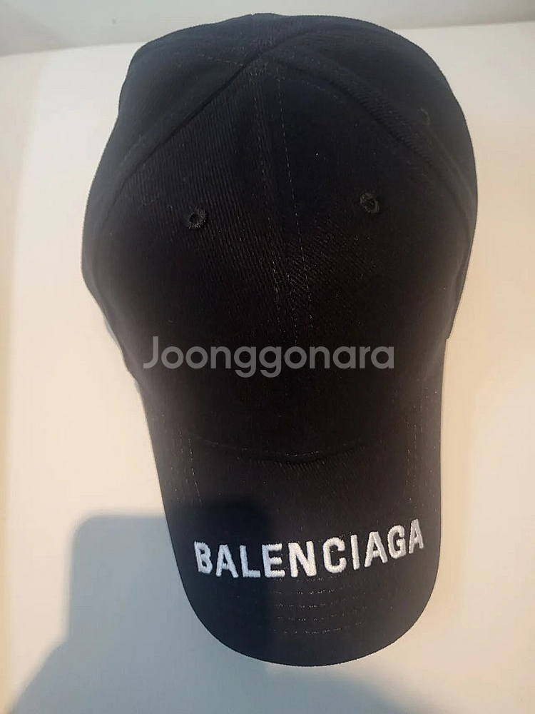 정품 발렌시아가 캡모자 블랙색상 팝니다--0