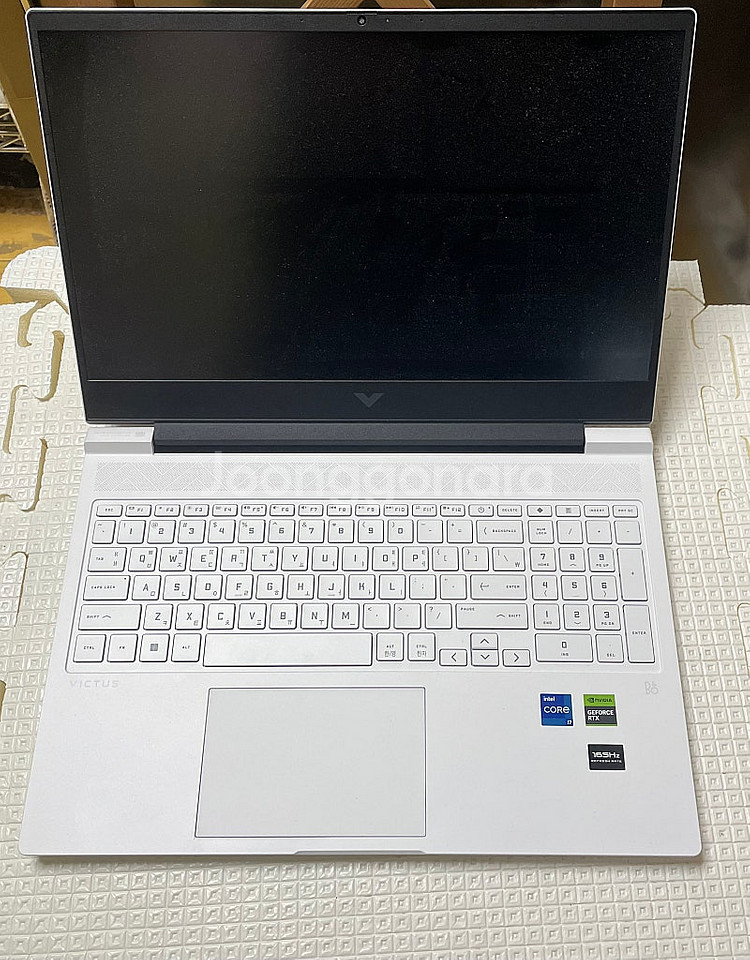 화이트 게이밍 노트북 HP 빅터스 16-r0089TX ...--2