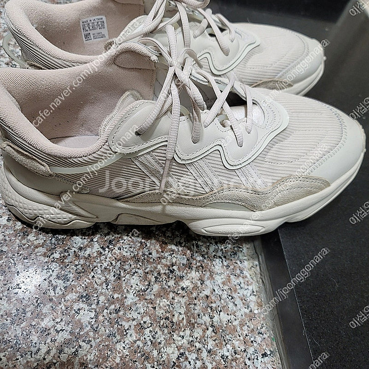 아디다스 오즈위고 브라운 275 사이즈 (FX6029)--2