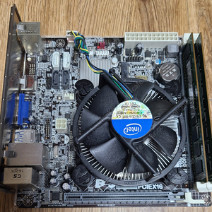 i5-4670 + H81H3-I itx보드 + DDR3 12800 4GBx2 + 구리심 기본쿨러 세트 팝니다