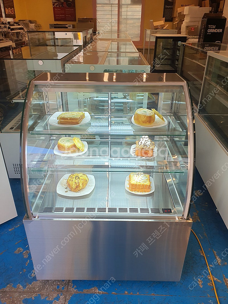 카페창업집기,카페 라운드 제과 쇼케이스,커피머신,블랜더...--0